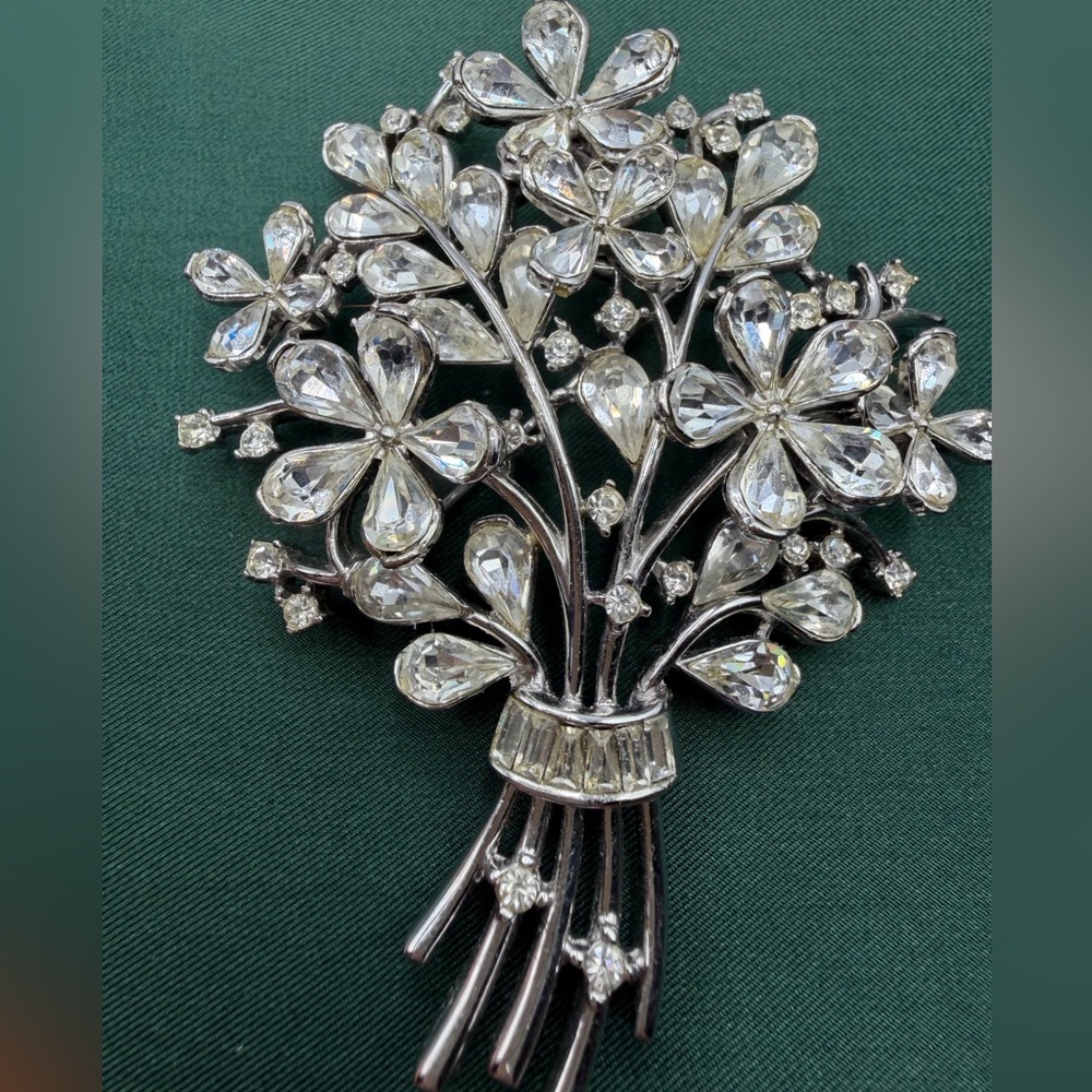 Vintage Signed Crown Trifari Rhinestone Floral Bouquet Brooch Pin - Mid-Century